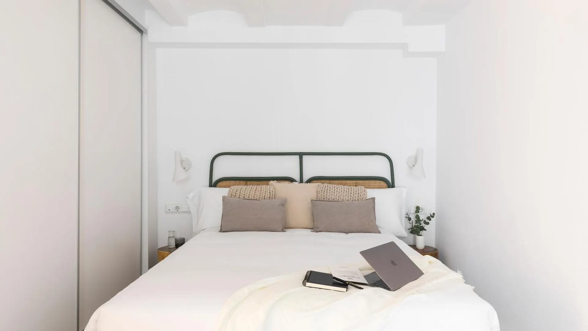 Aspasios Verdi Apartments Barcelona 0*,  España