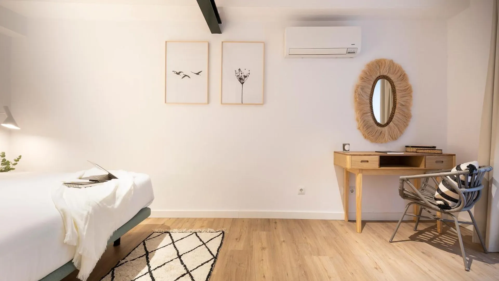 Aspasios Verdi Apartments Βαρκελώνη 0*,
